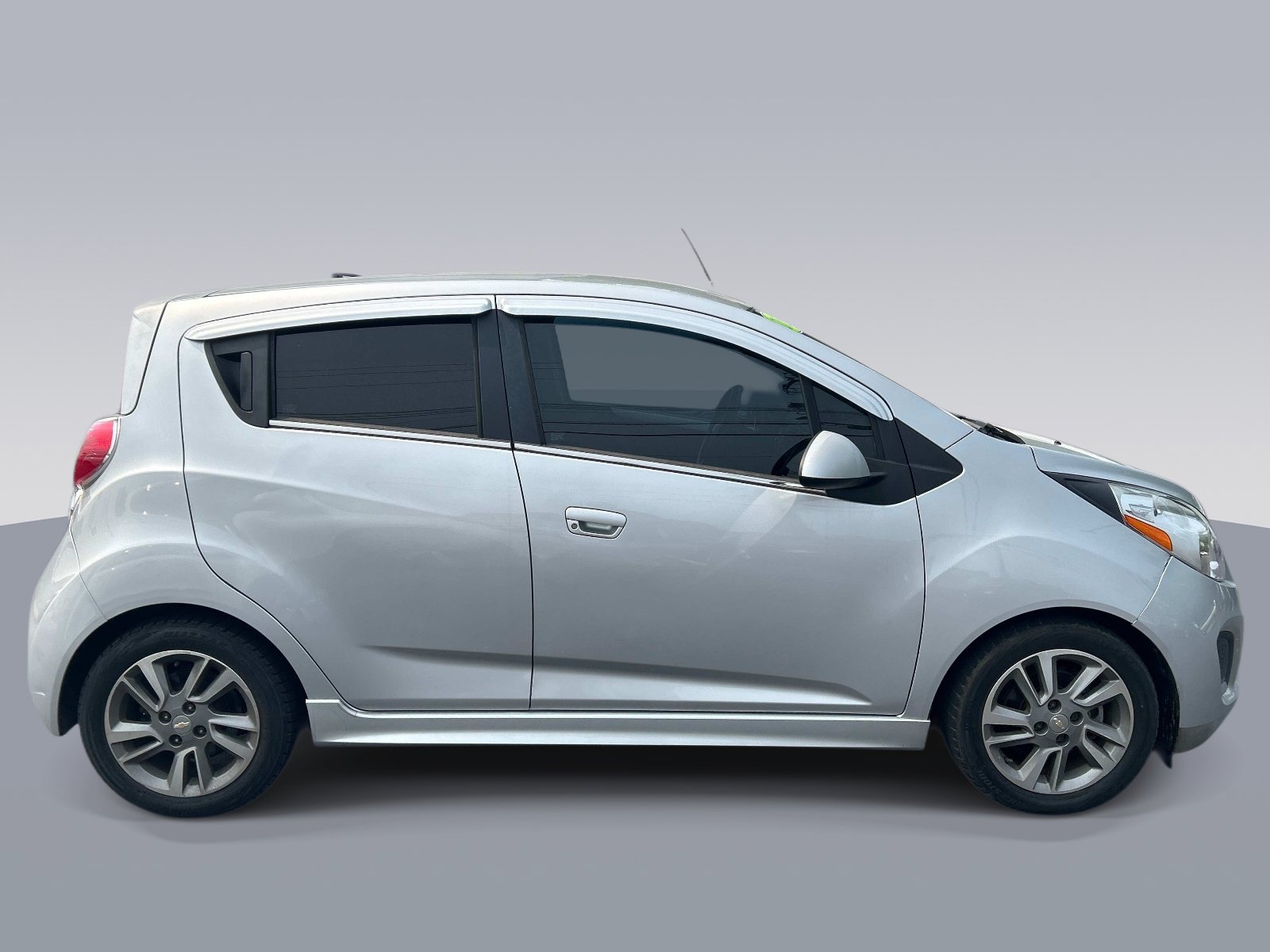 Used 2015 Chevrolet Spark LT FWD image 2