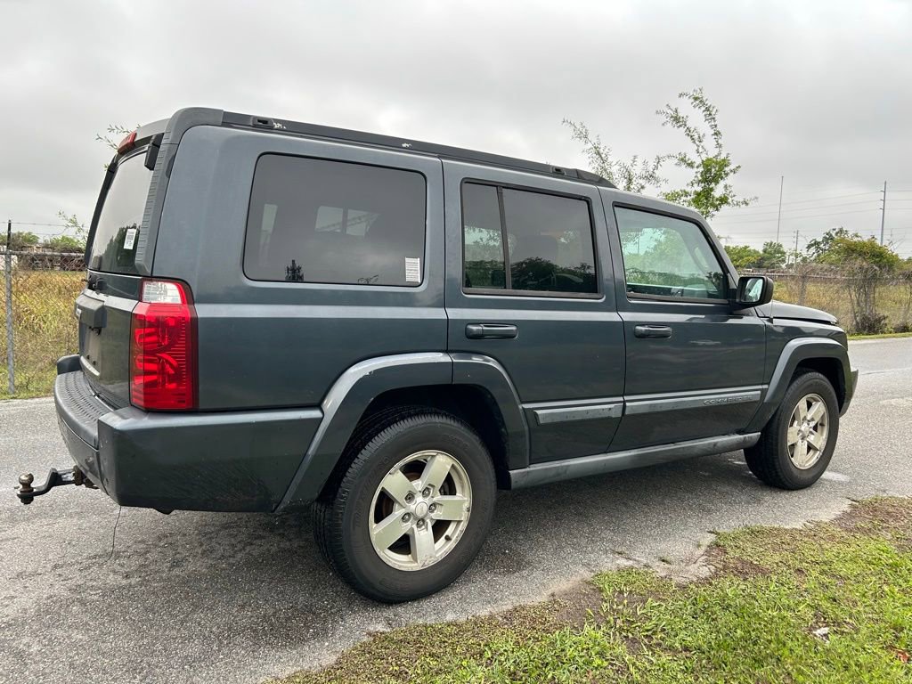 Used 2007 Jeep Commander Sport image 5