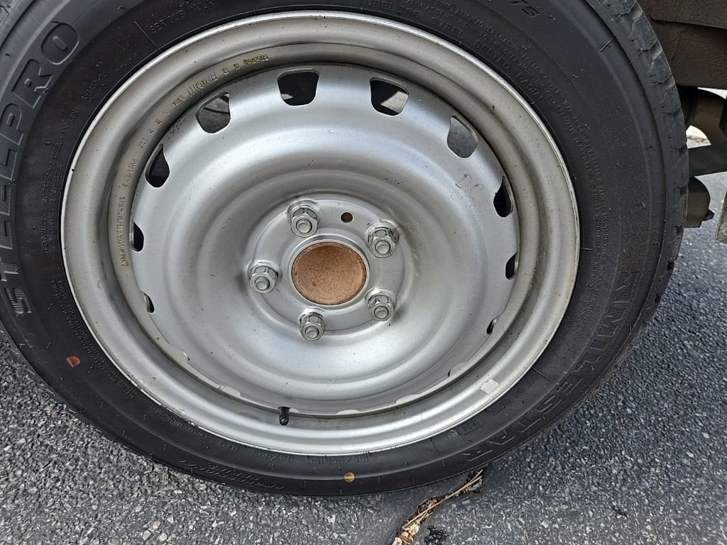 Used 2021 Nissan NV200 S w/ Back Door Glass Package image 37