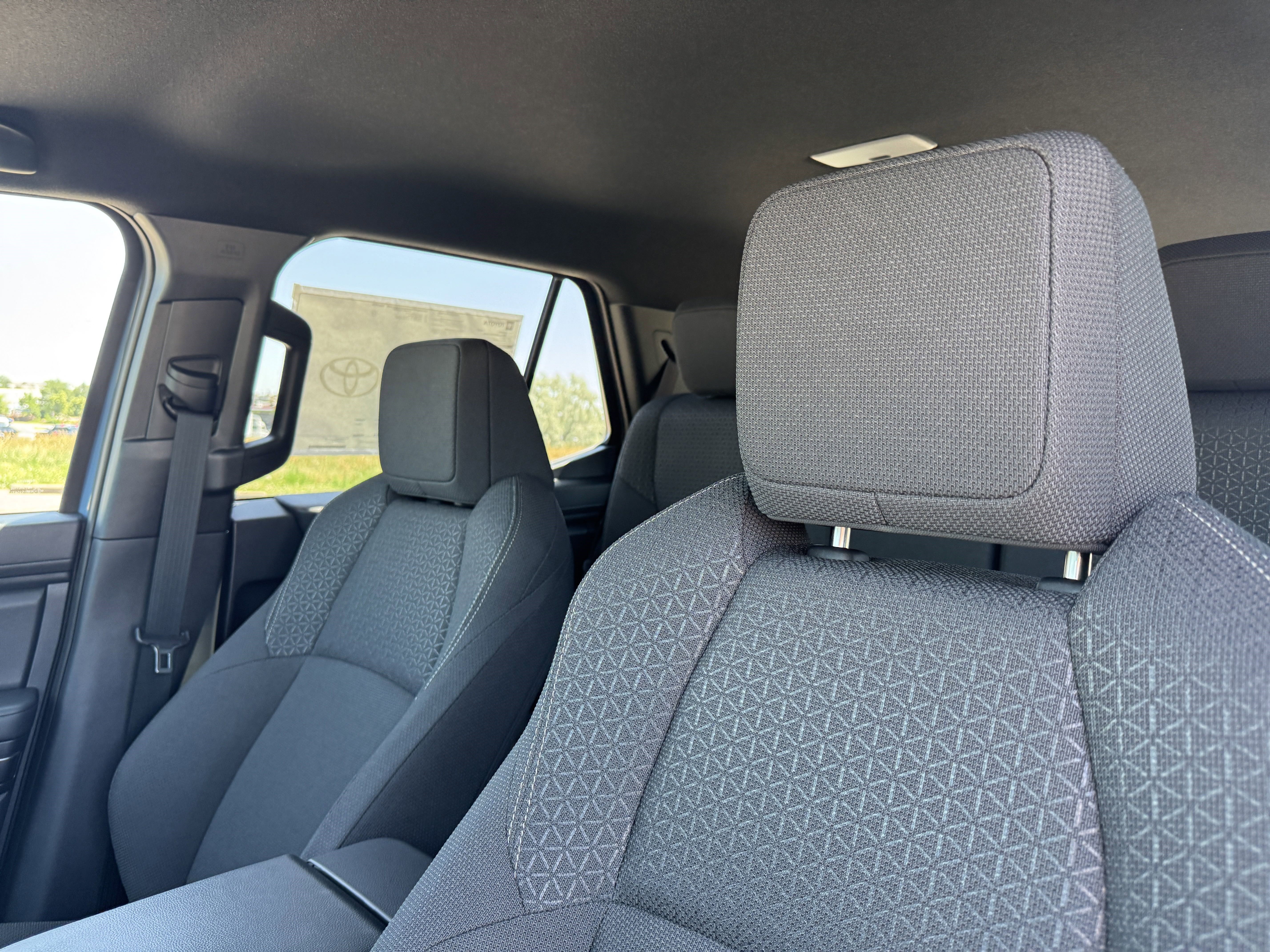 New 2026 Toyota 4Runner SR5 AWD/4WD image 19