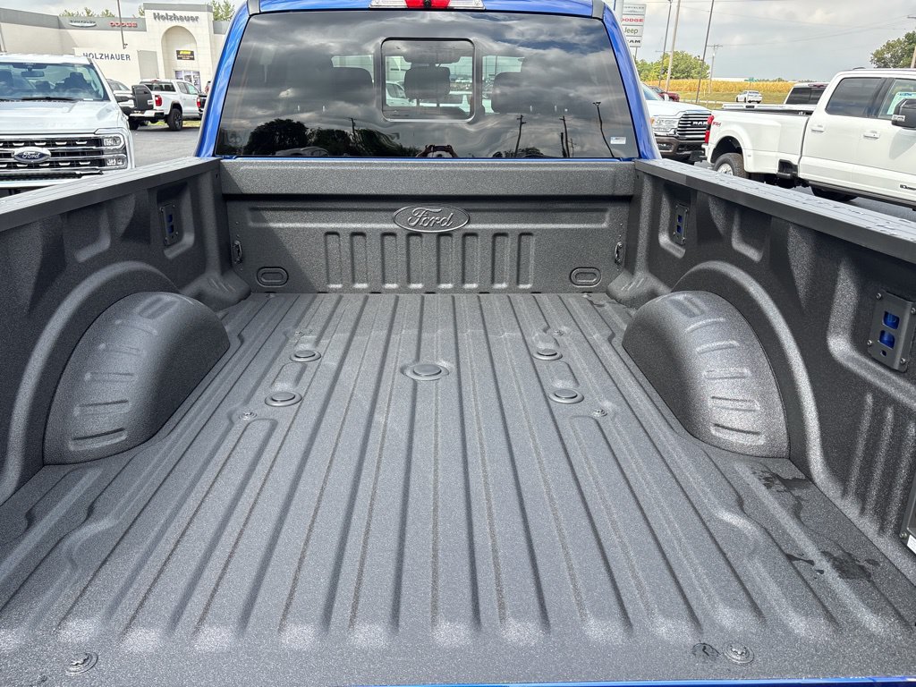New 2026 Ford F350 XLT w/ XLT Premium Package AWD/4WD image 28