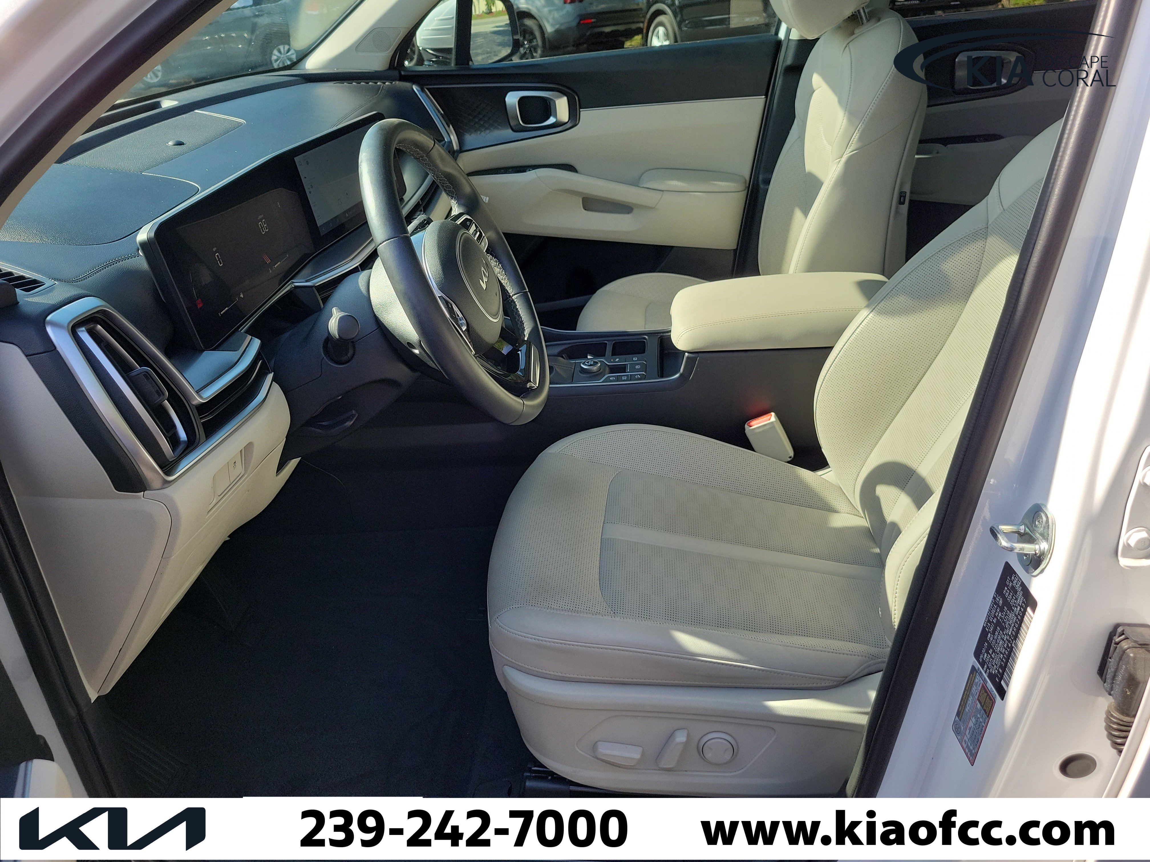 Certified 2024 Kia Sorento S w/ Panoramic Sunroof Package FWD image 22
