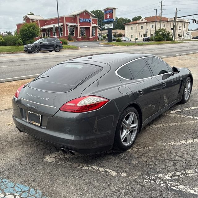 Used 2013 Porsche Panamera S RWD image 3