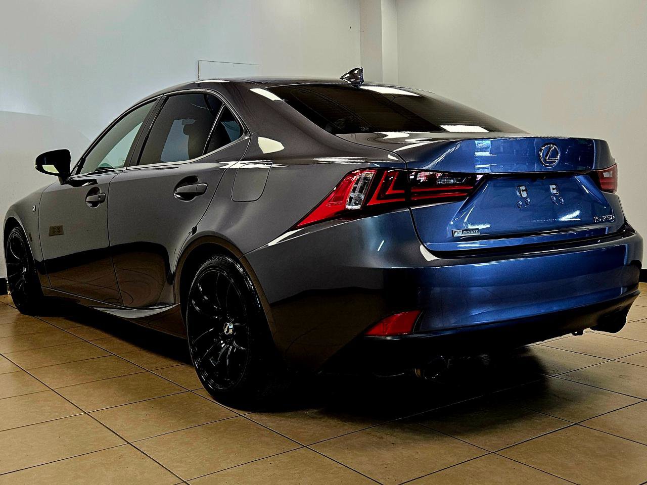 Used 2015 Lexus IS 250 4DR SPORT SDN RWD w/ F-Sport Package image 6