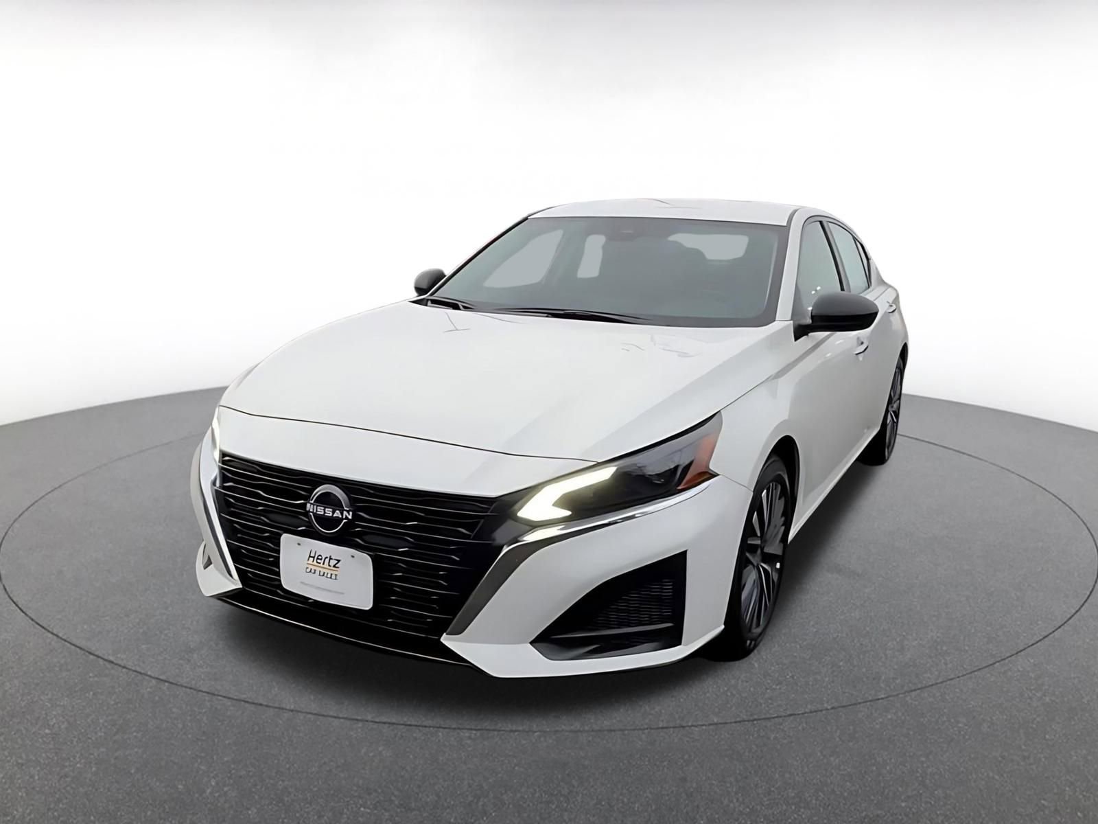 Used 2025 Nissan Altima 2.5 SV image 7