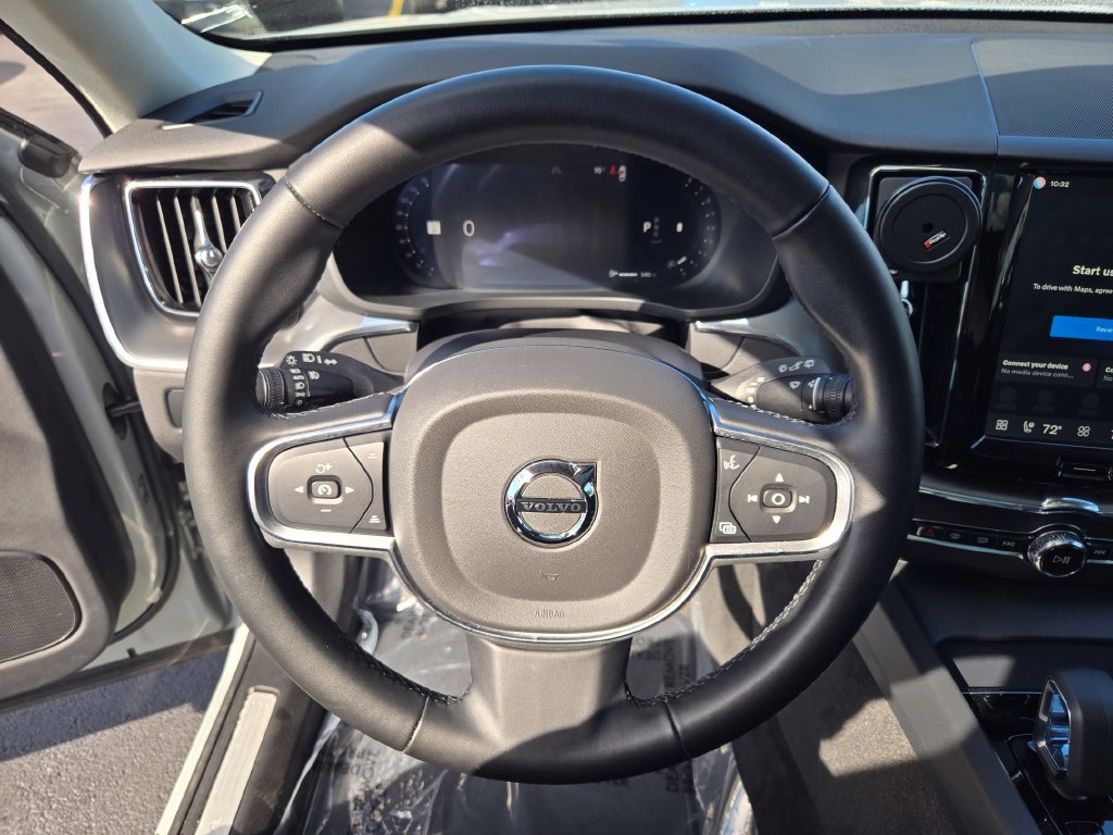 Used 2025 Volvo XC60 B5 Core w/ Climate Package AWD/4WD image 44