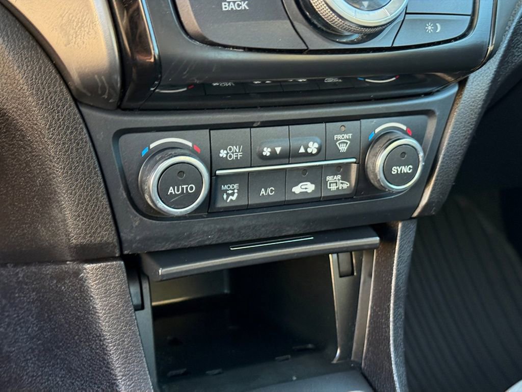 Used 2019 Acura ILX w/ Premium Package image 26