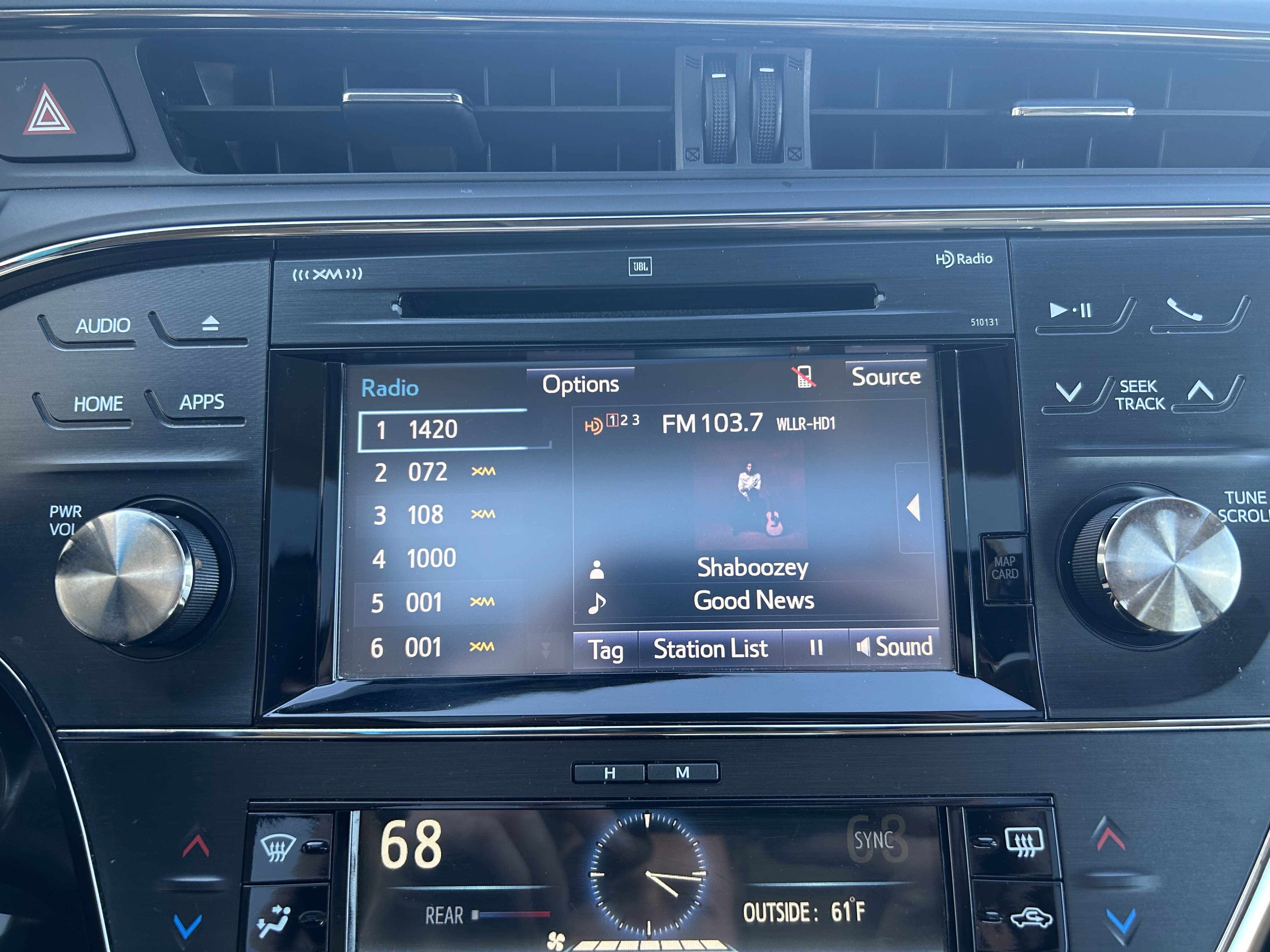 Used 2016 Toyota Avalon Limited w/ Toyota Safety Sense Package FWD image 27