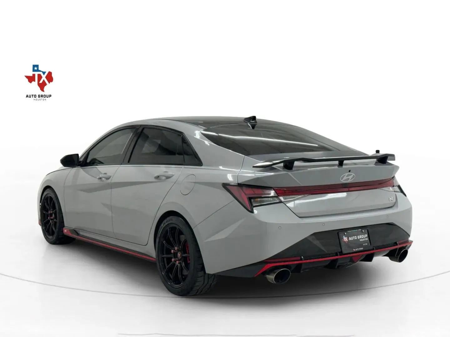 Used 2022 Hyundai Elantra N image 4