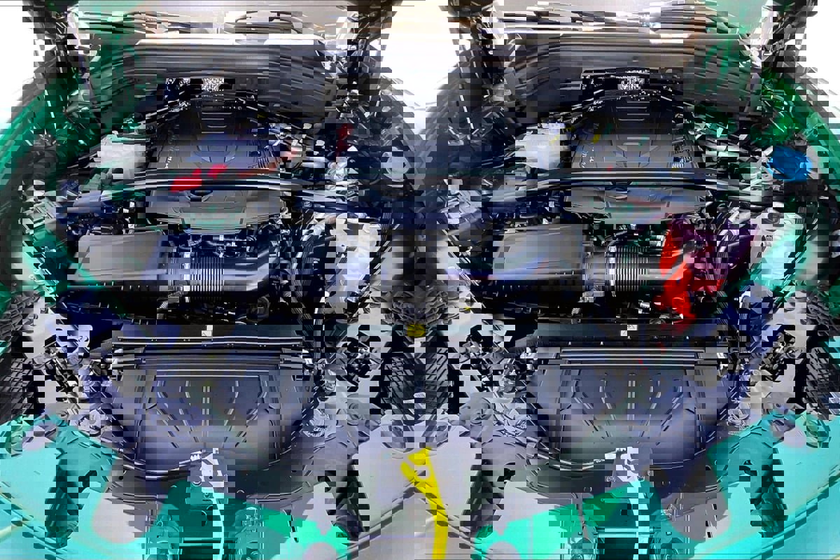 New 2025 Alfa Romeo Stelvio Sprint image 11