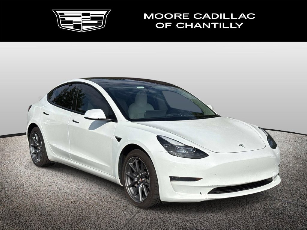 Used 2023 Tesla Model 3 Standard Range RWD image 1