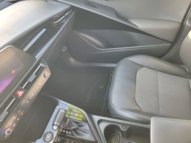 Used 2023 Kia Niro EX Touring FWD image 13