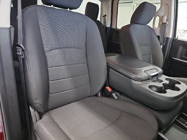 Used 2019 RAM 1500 Express w/ Express Value Package AWD/4WD image 28