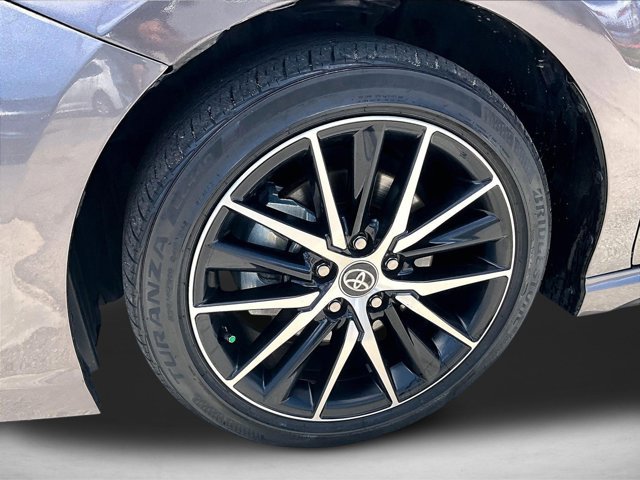 Used 2024 Toyota Camry SE FWD image 10