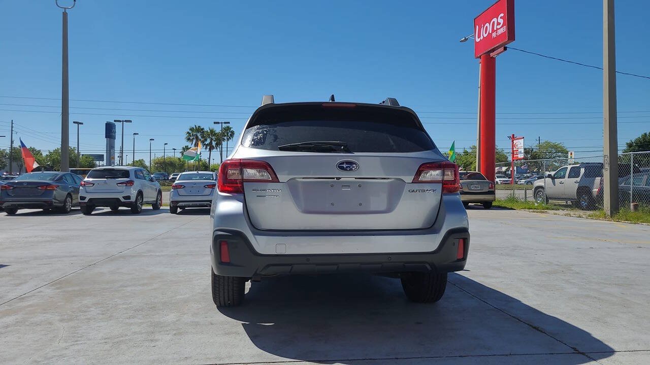 Used 2019 Subaru Outback 2.5i Limited AWD/4WD image 12