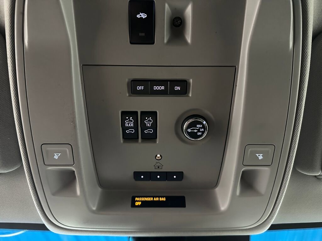 Used 2016 Cadillac Escalade ESV Luxury image 22