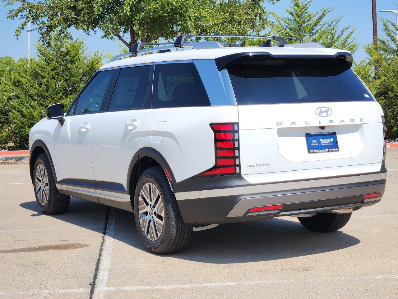 New 2027 Hyundai Palisade SEL Premium FWD image 3
