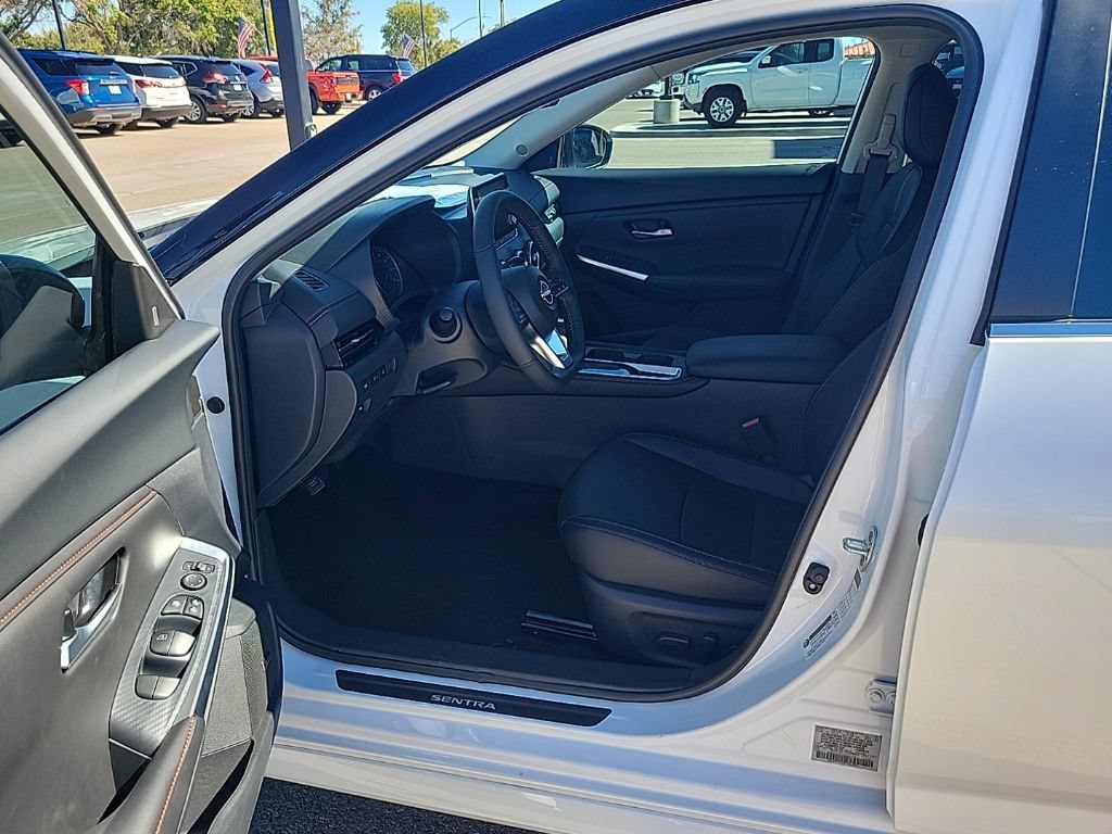 New 2025 Nissan Sentra SR w/ SR Premium Package FWD image 10
