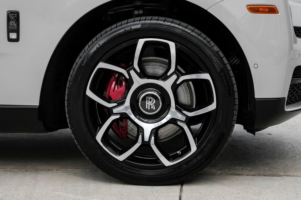 Used 2022 Rolls-Royce Cullinan Black Badge image 60