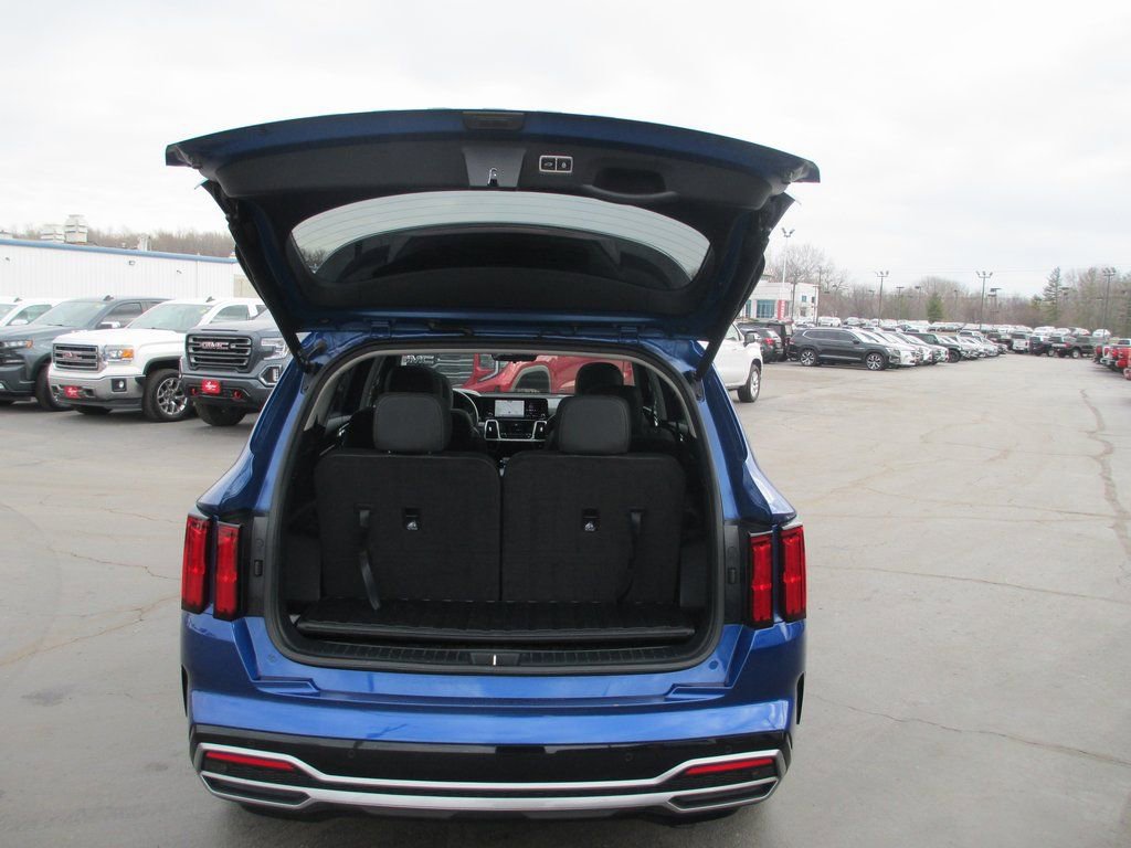 Used 2021 Kia Sorento SX image 8