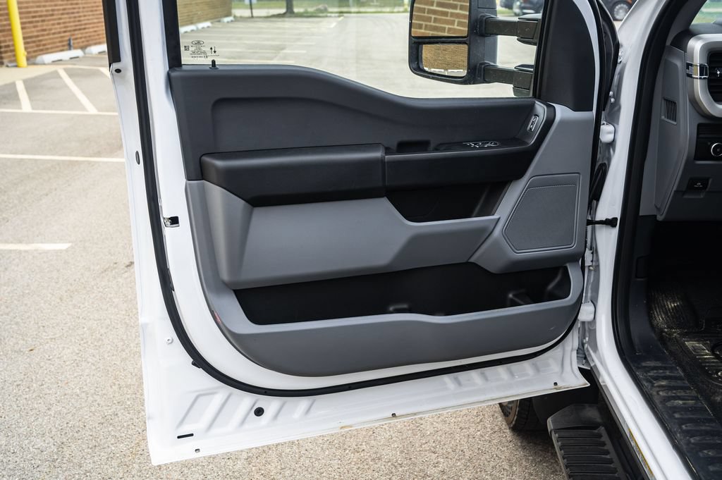 New 2026 Ford F550 4x4 Regular Cab Super Duty image 21