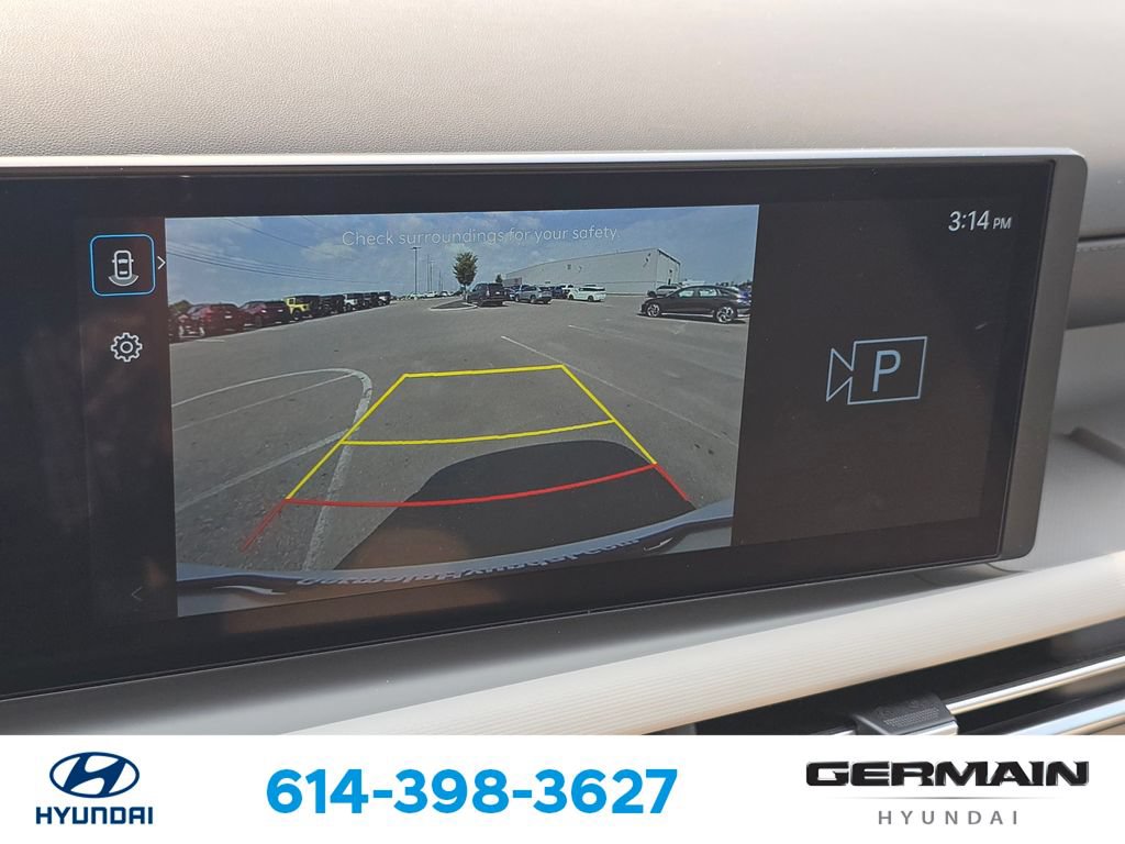 Certified 2025 Hyundai Tucson SE FWD image 30