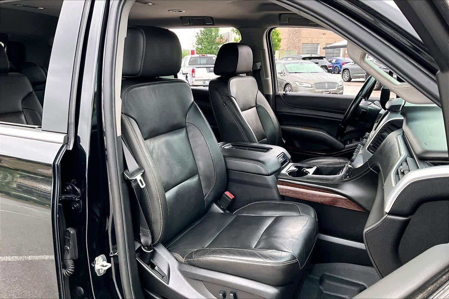 Used 2019 GMC Yukon SLT image 9