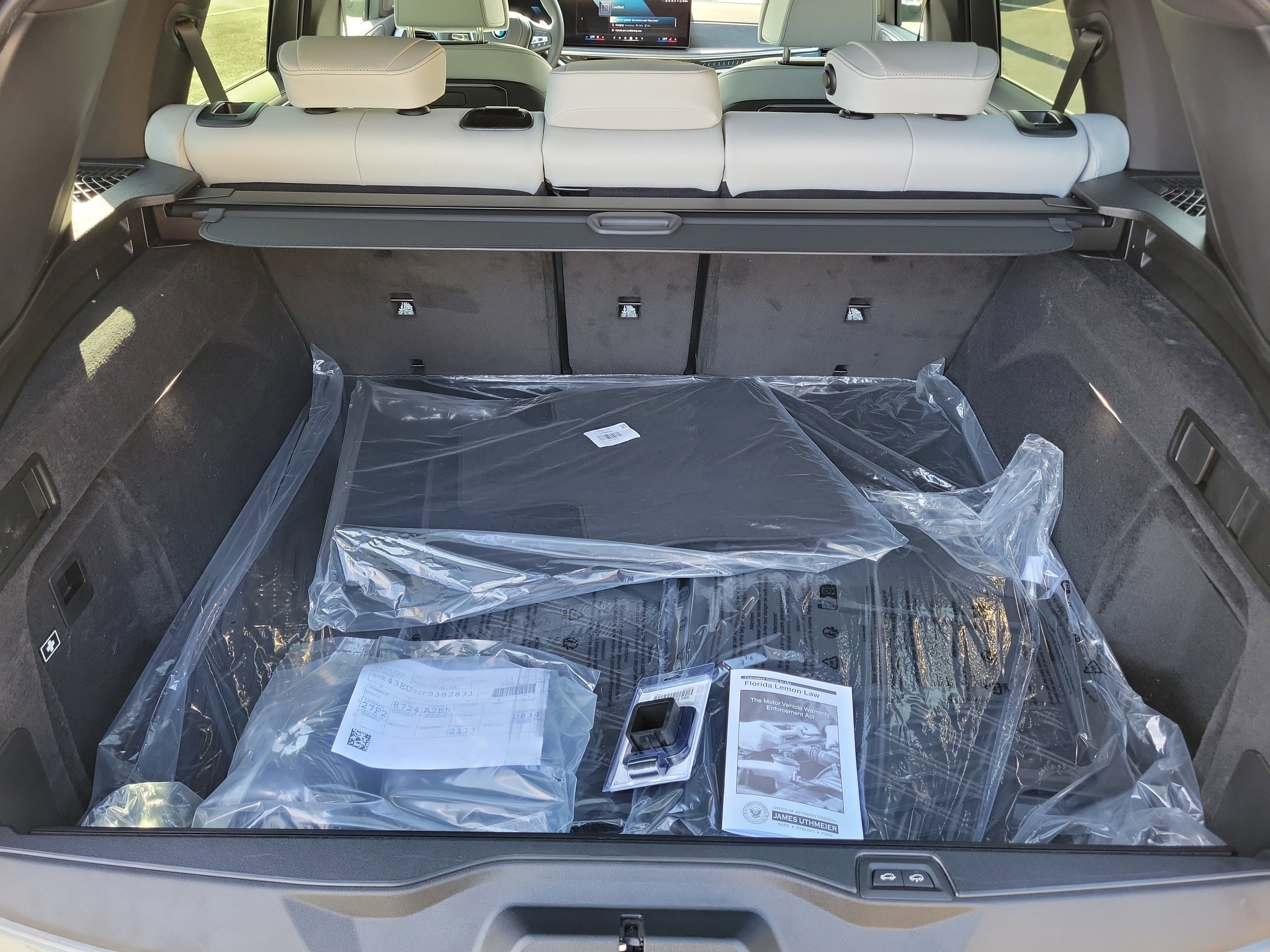 New 2026 BMW X5 xDrive50e image 6