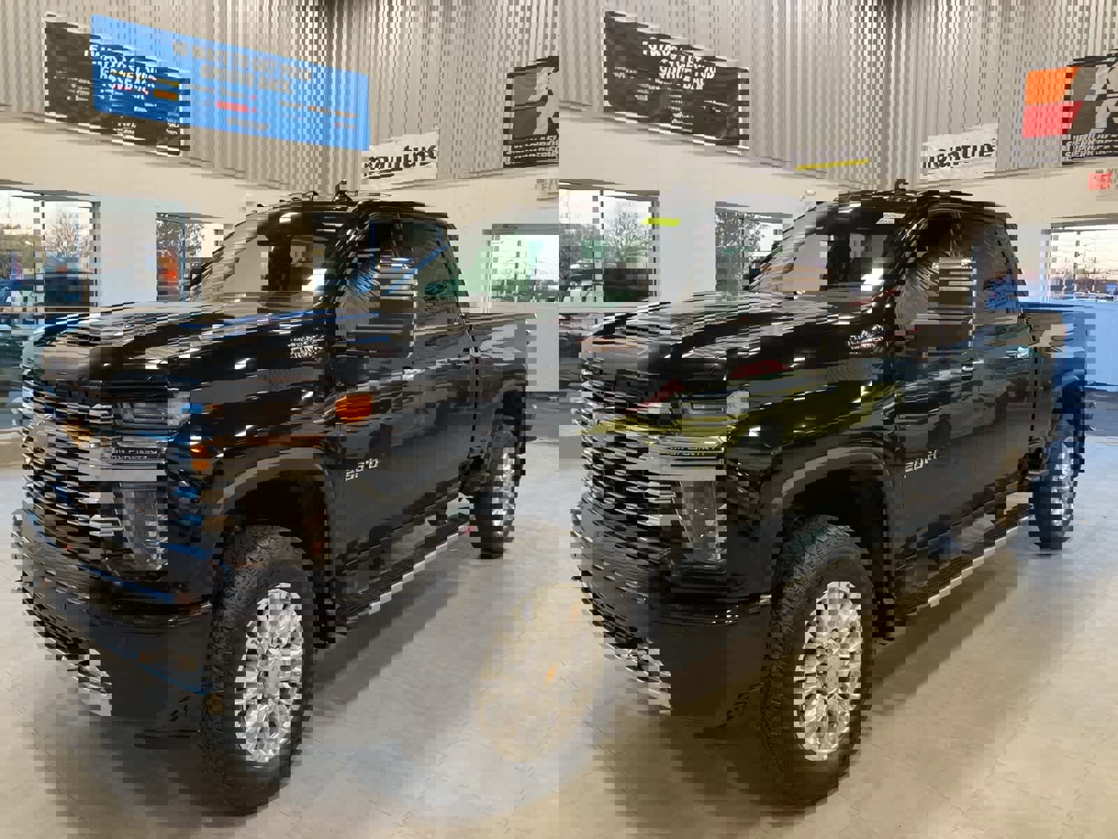 Used 2022 Chevrolet Silverado 2500 High Country video 1