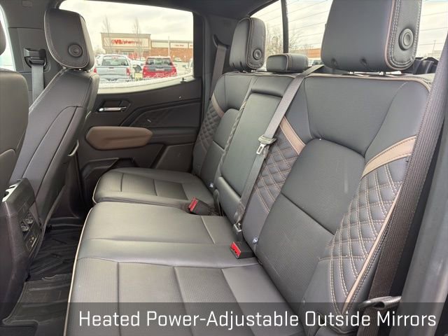 Used 2024 GMC Canyon Denali w/ LPO, Denali Black Edition image 28