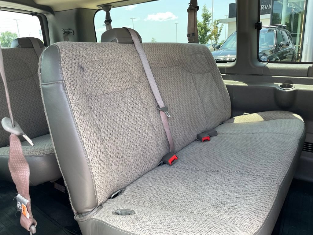 Used 2024 Chevrolet Express 3500 LS RWD image 25