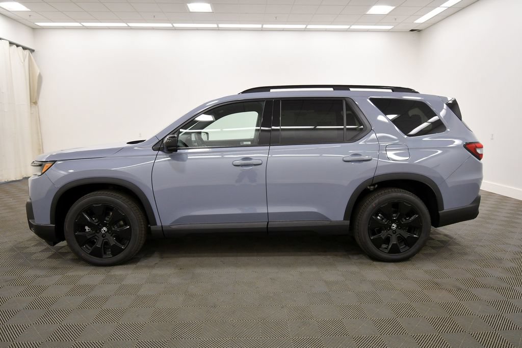 New 2026 Honda Pilot Black Edition image 4