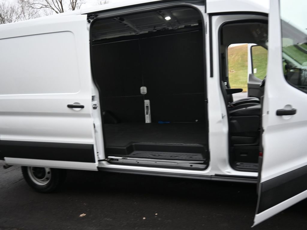 New 2026 Ford Transit 250 148 Medium Roof w/ Load Area Protection Package image 79