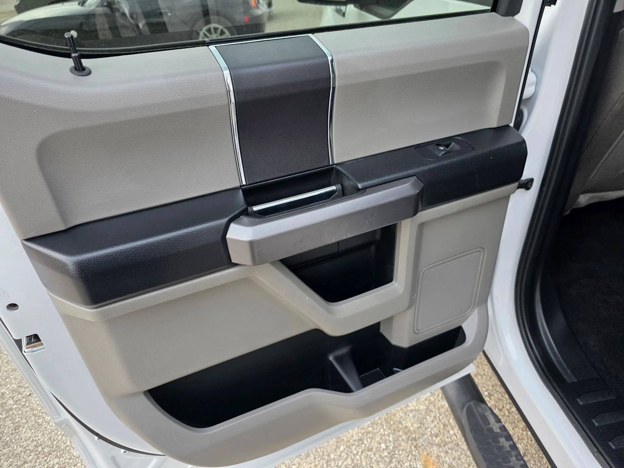 Used 2019 Ford F150 XLT AWD/4WD image 17