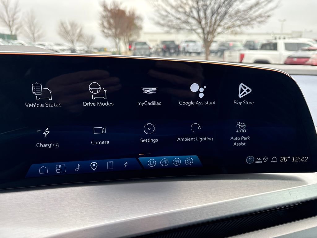 New 2026 Cadillac Vistiq Premium Luxury w/ LPO, Floor Liner Package image 29