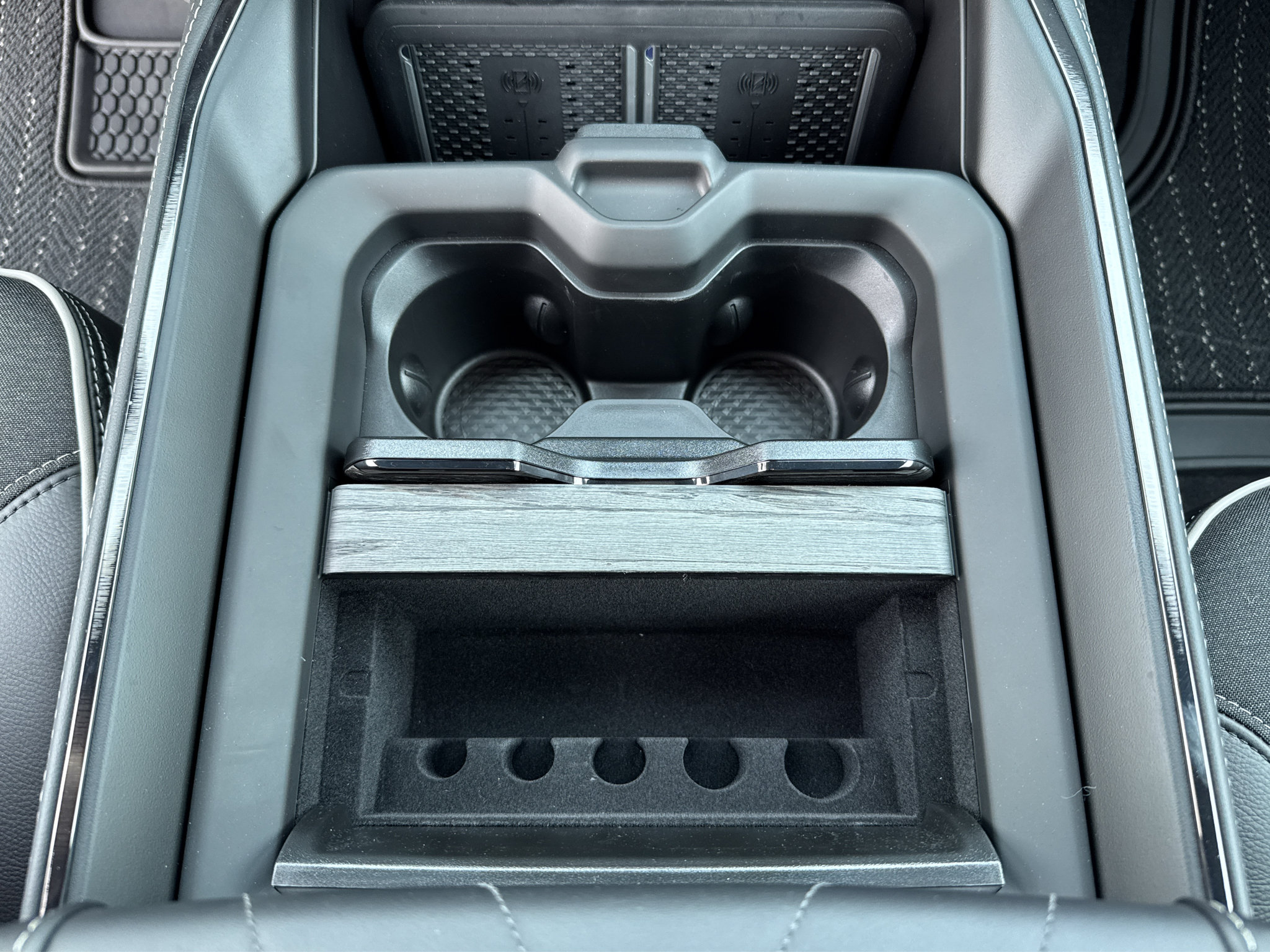 New 2026 RAM 3500 Limited AWD/4WD image 35