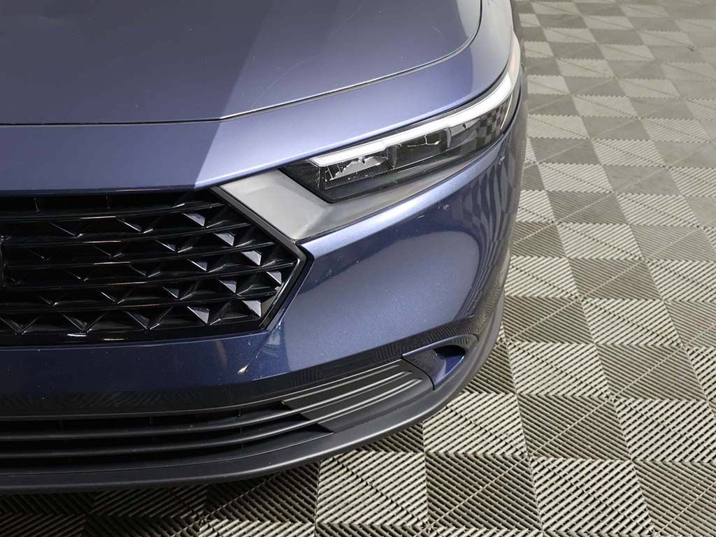 Used 2023 Honda Accord EX image 14