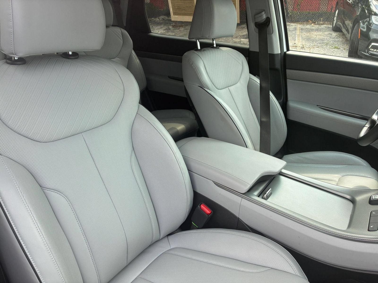 Used 2025 Hyundai Palisade SEL AWD/4WD image 32
