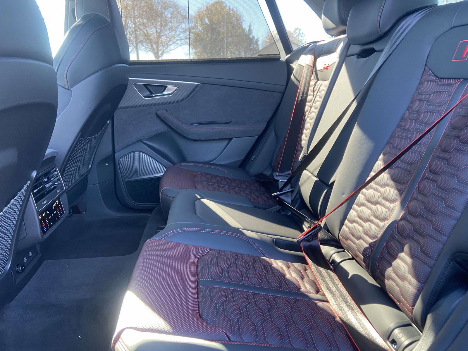 New 2026 Audi RS Q8 performance image 13