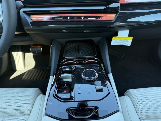 New 2027 BMW 540i xDrive w/ M Sport Package AWD/4WD image 11