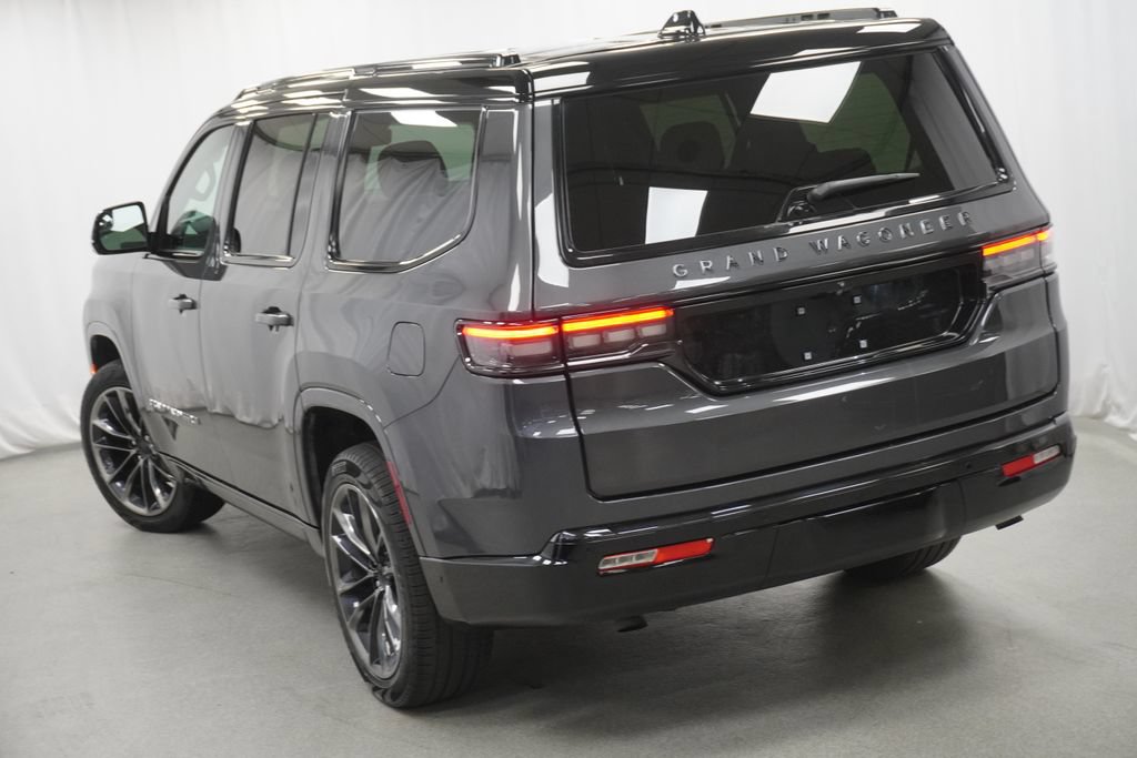 Certified 2025 Jeep Grand Wagoneer Series III w/ Rear Seat Video Group 1 AWD/4WD image 12