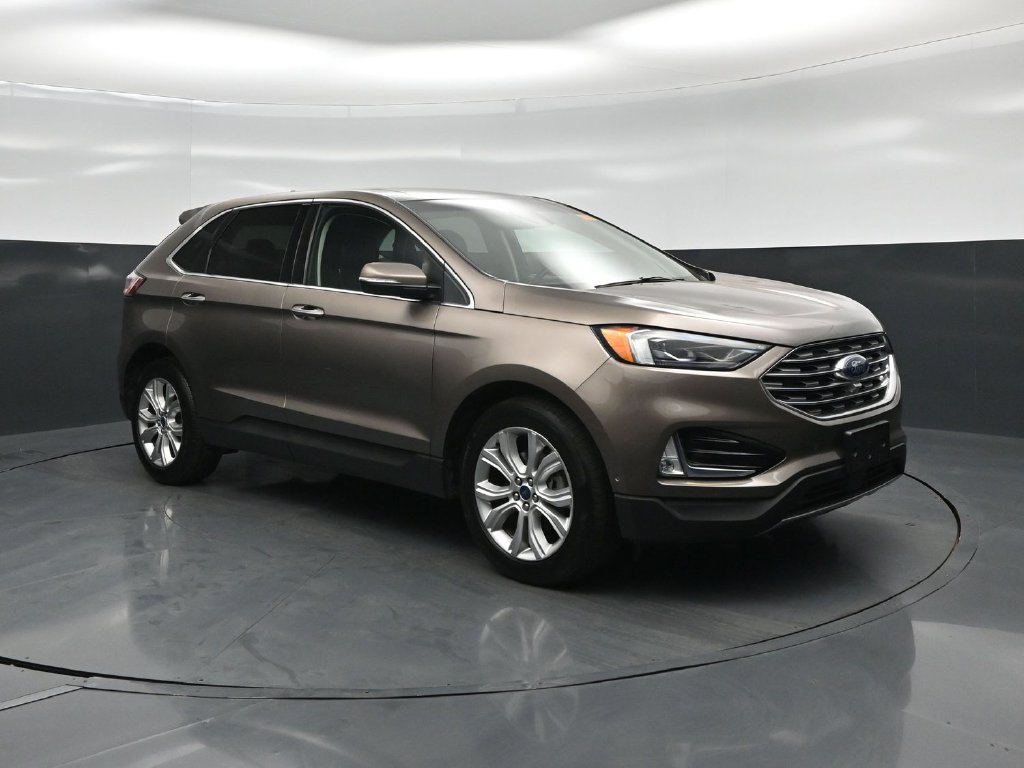 Certified 2019 Ford Edge Titanium w/ Equipment Group 301A FWD image 59