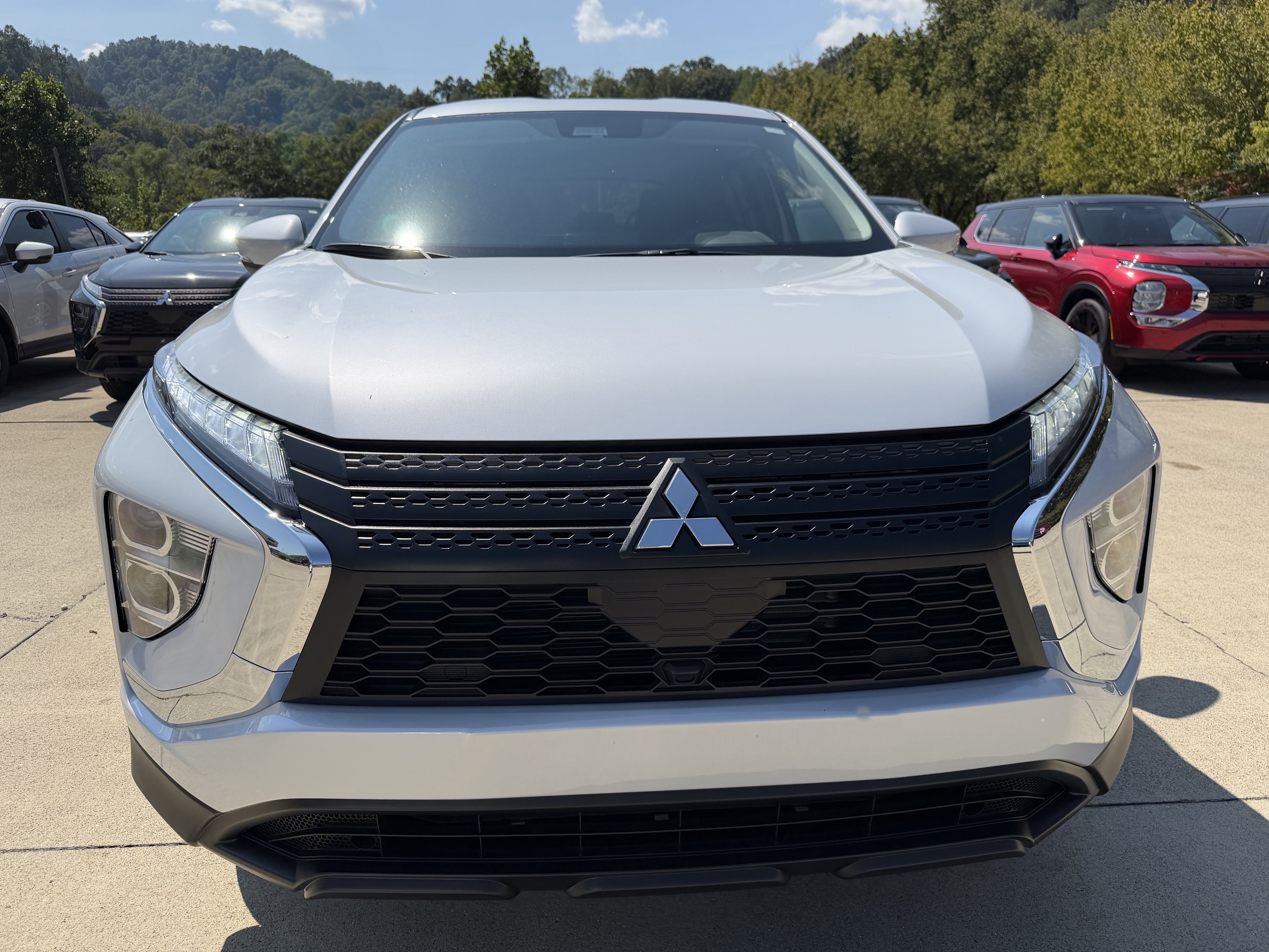 New 2026 Mitsubishi Eclipse Cross ES AWD/4WD image 2