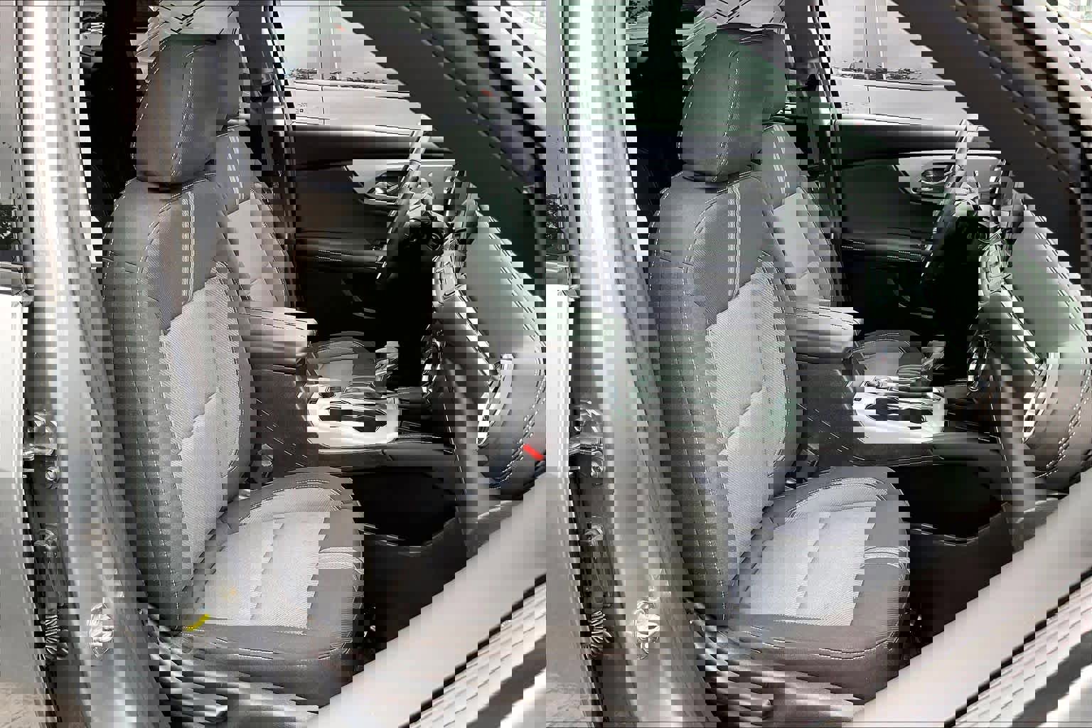 Used 2023 Chevrolet Blazer LT image 8