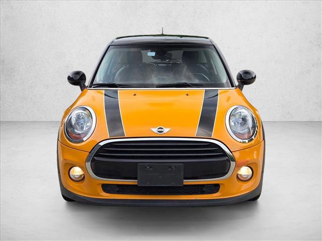Used 2016 MINI Cooper 4-Door Hardtop FWD image 2