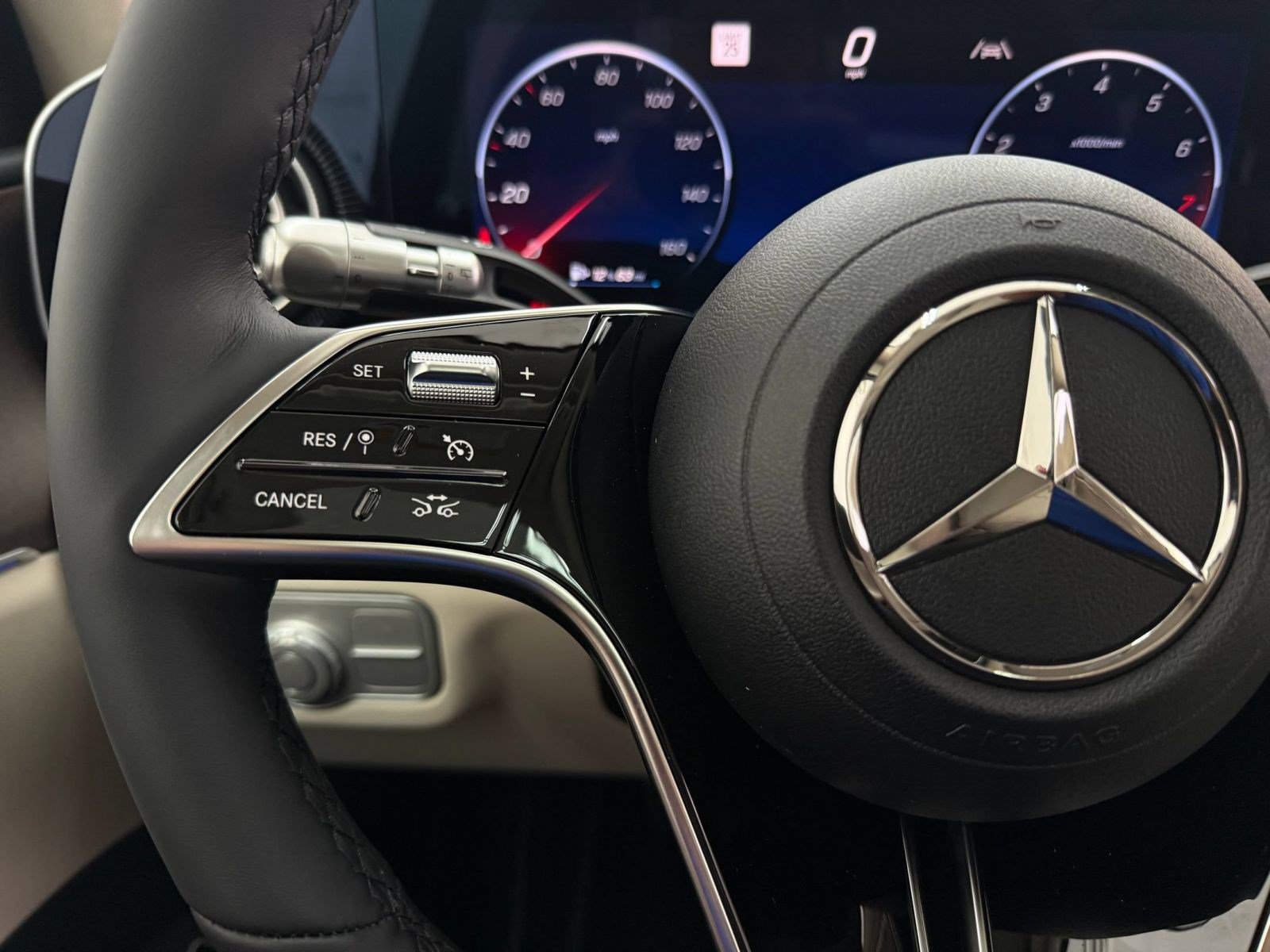 New 2027 Mercedes-Benz GLE 350 4MATIC image 13