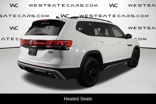 Used 2025 Volkswagen Atlas Peak Edition SE AWD/4WD image 8