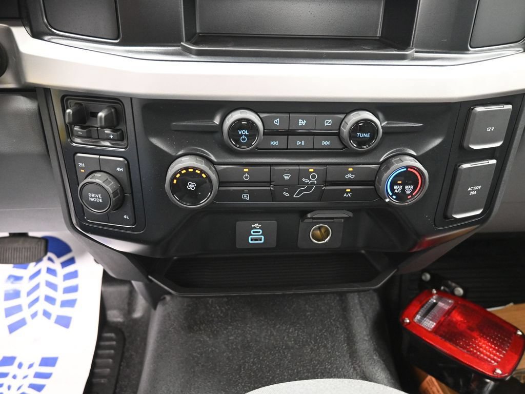 New 2024 Ford F350 XL AWD/4WD image 4