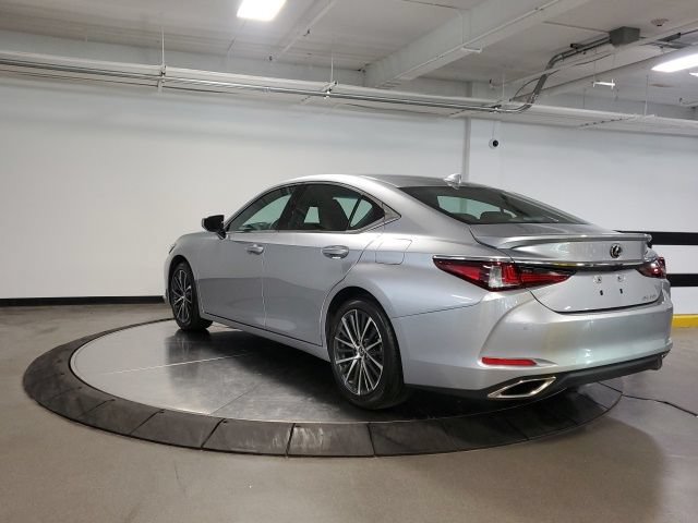 Used 2025 Lexus ES 350 w/ Premium Package FWD image 7