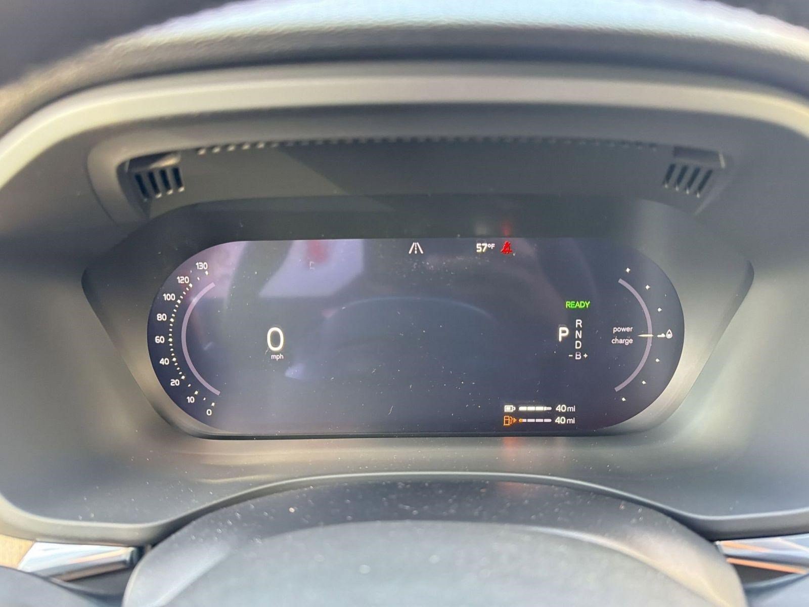 New 2026 Volvo XC60 T8 Plus w/ Climate Package AWD/4WD image 19